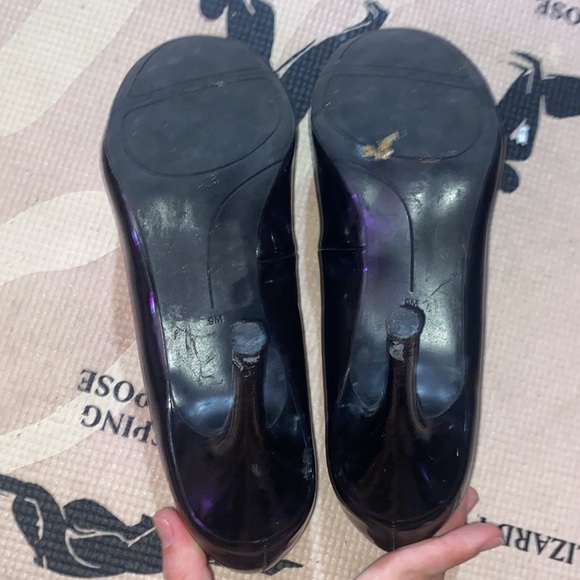 Heels - Picture 3 of 4